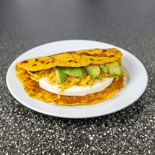 Cachapa con Queso de Mano y pollo - O